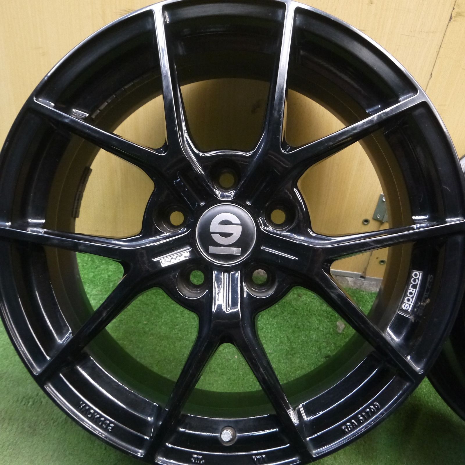 送料無料*4本価格☆Sparco Podio スパルコ ポディオ ホイール 17インチ