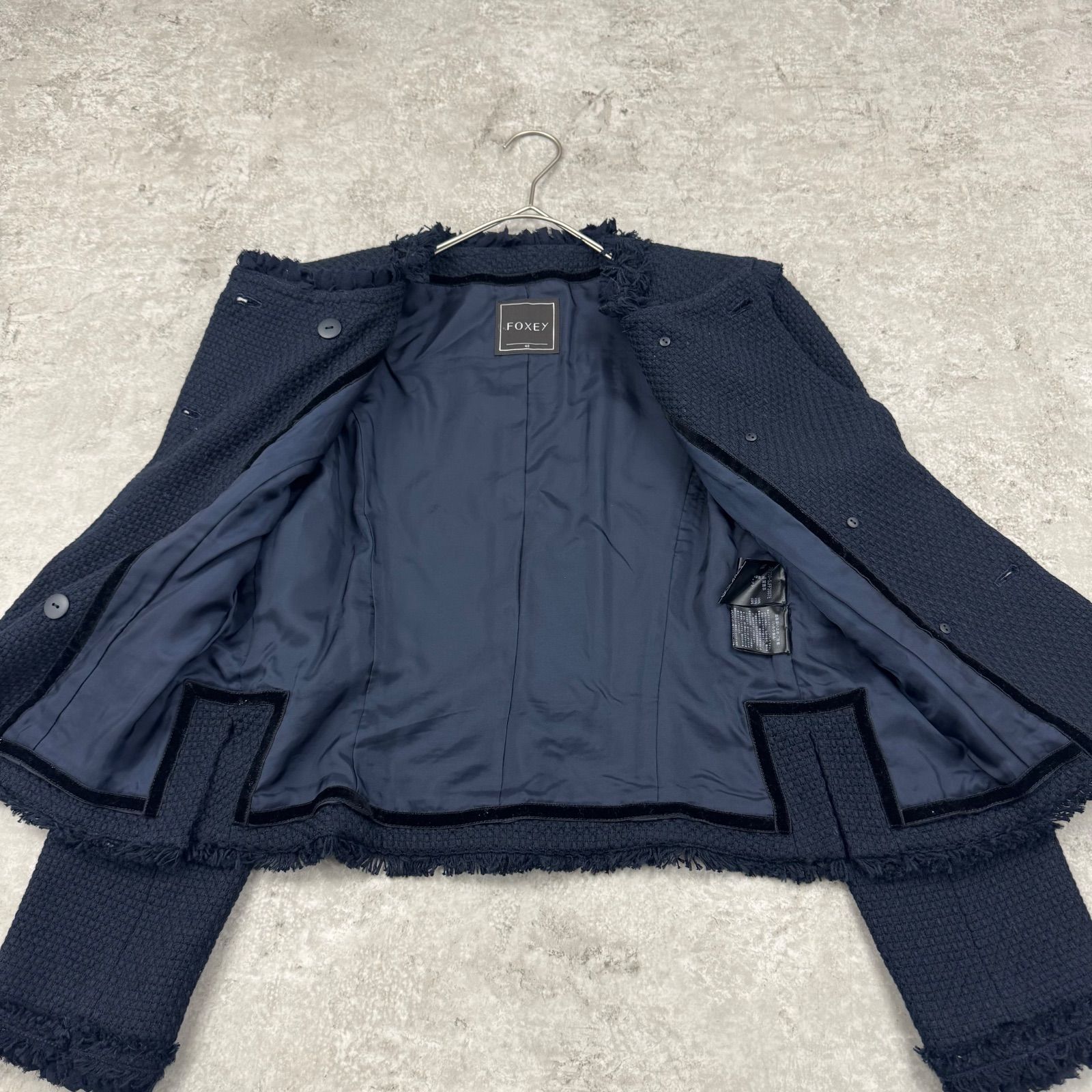 FOXEY ネイビー ノーカラージャケット 紺 ツイード サイズ40 フォクシー 美品】FOXEY フォクシー ノーカラー ツイード ジャケット ネイビー 40