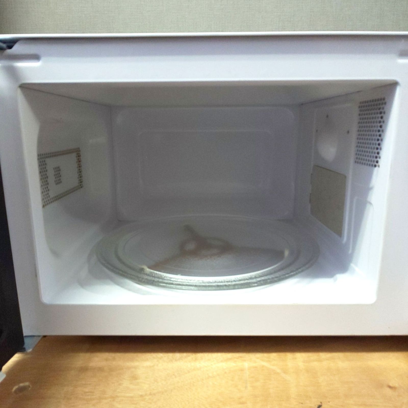 1047 YAMAZEN 電子レンジ BCR170-W5 ホワイト 17L 50Hz 東日本