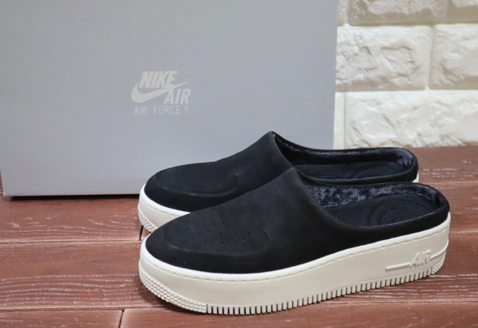 新品 定価15400円23.5㎝24㎝ナイキNIKE W AIR FORCE 1 LOVER XX PREMIUM ウィメンズ エアフォース ワン ラバー プレミアムスリッポンミュールブラック黒