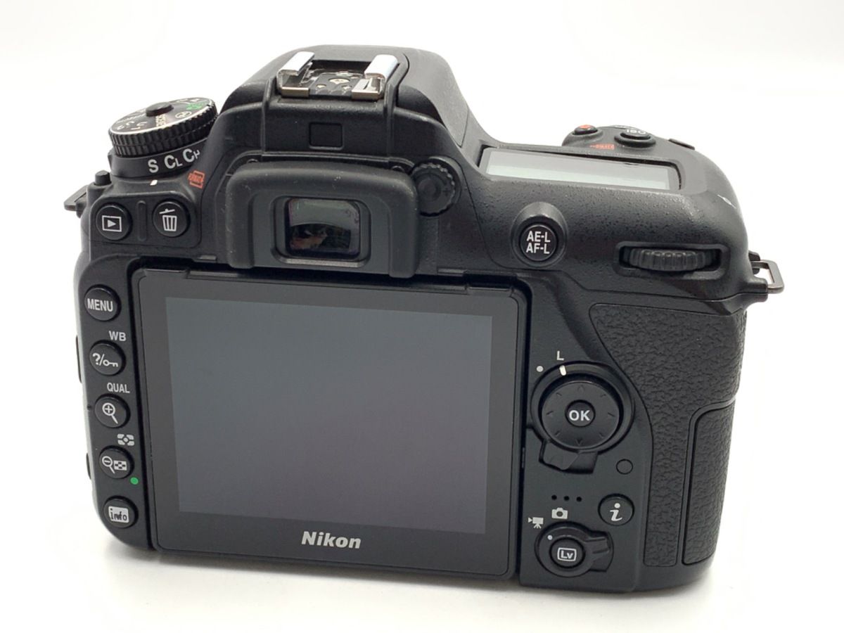 D7500