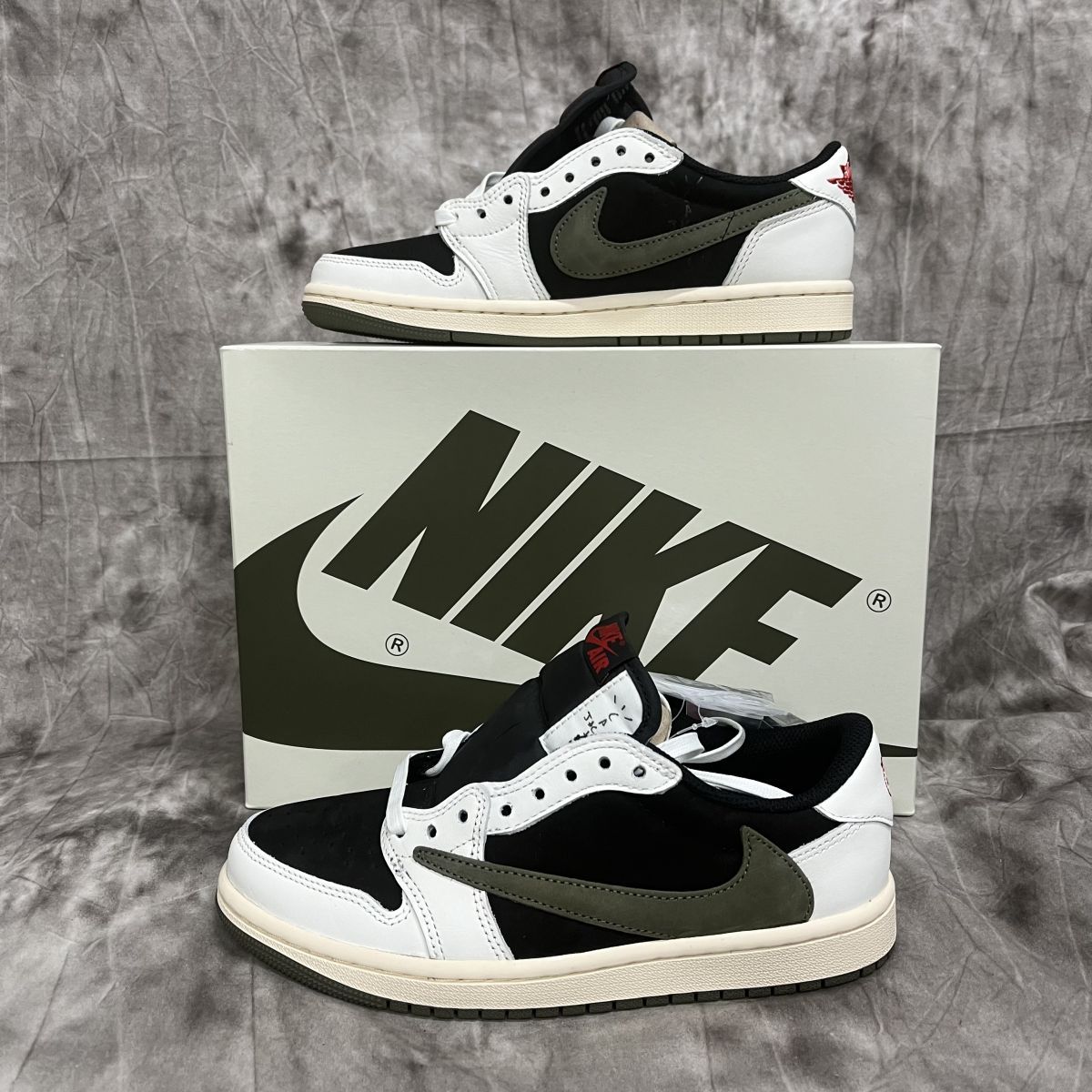 NIKE×TRAVIS SCOTT/ナイキ×トラビススコット WMNS AIR JORDAN 1 LOW OG