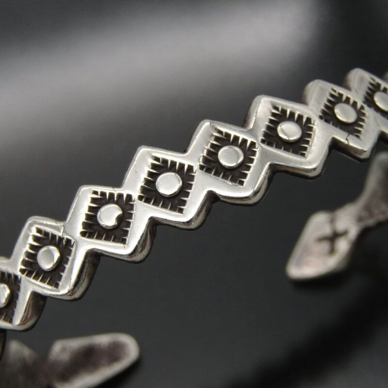 Cippy Crazy Horse コチティ バングル ワイド スタンプ リポウズ シッピークレイジーホース 30008505 Cippy Crazy Horse コチティ族 バングル スネーク シッピークレイジー