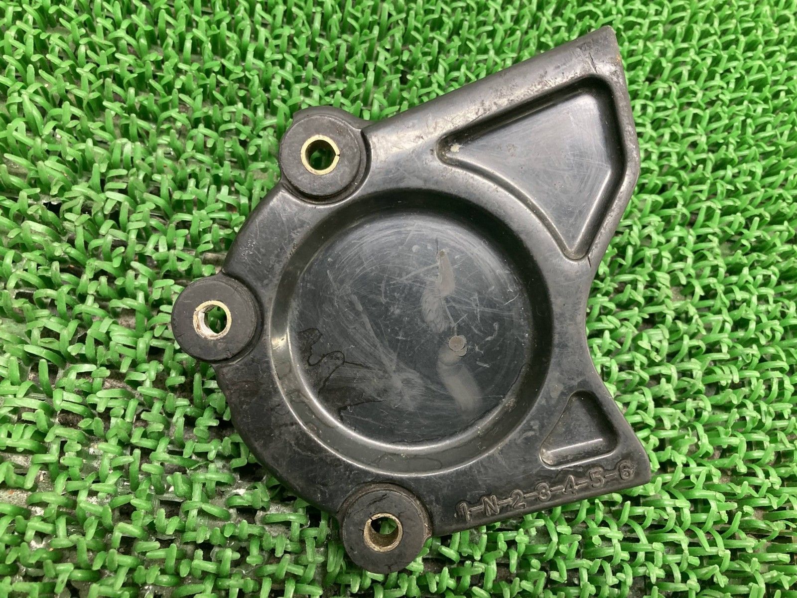 TZR50R エンジンカバー ヤマハ 純正 中古 バイク 部品 4EU TZM50 TZR50R エンジンカバー ヤマハ 純正 中古 バイク 部品 4EU TZM50