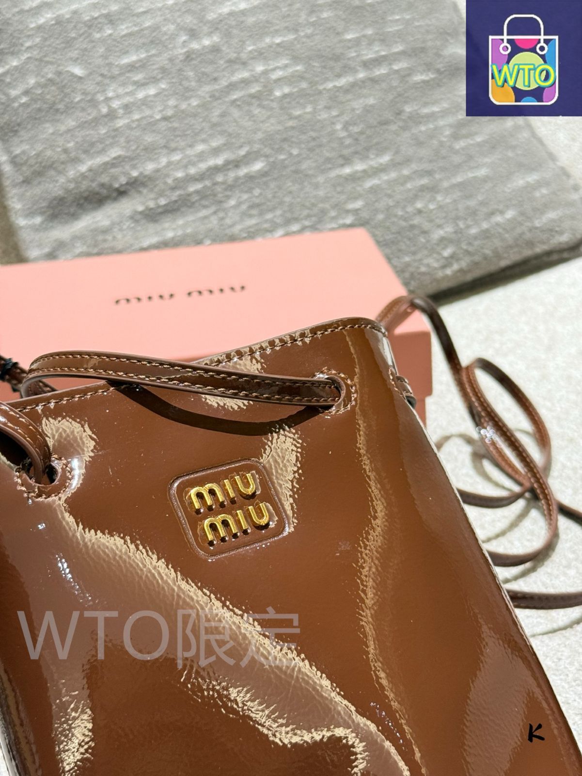 【関税送料込】MIU MIU ジップアップ ミニトートバッグ 今日特価】Miu Miu ミニトートバッグ 14×20cm ギフトボックス付