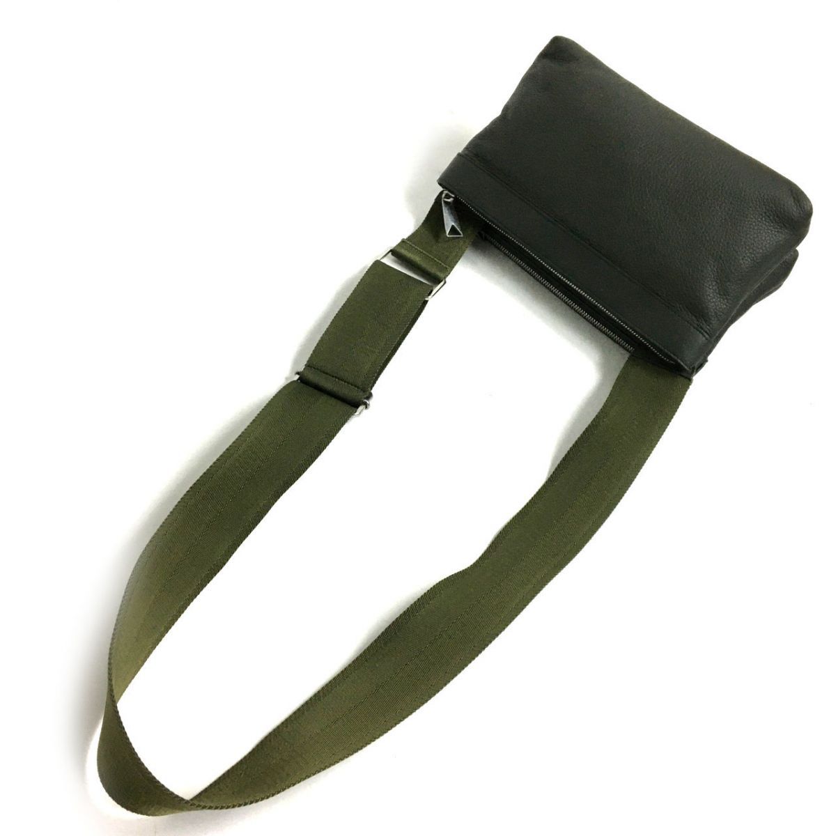 極美品▽BOTTEGA VENETA ボッテガヴェネタ 666548 クラシックピロー  