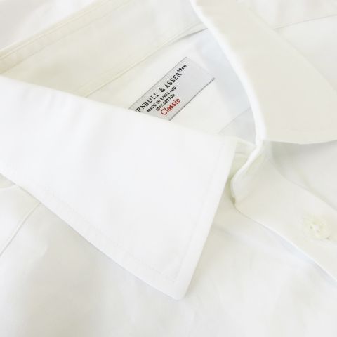 新品Turnbull & Asser ホワイトワイシャツ 39cm Turnbull&Asser（タンブルアンドアッサー）の「Kingsman