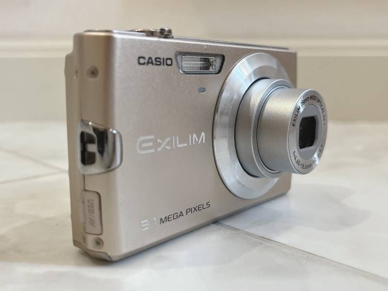 CASIO EXILIM EX-Z250 デジタルカメラ 動作確認済み デジカメ 【公式通販】