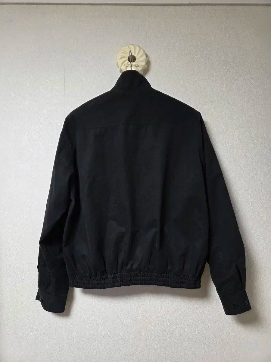 【人気急上昇】 3 サイズ BROWNYARD ブラウンヤード 立つ ブルゾン 黒 パーティー