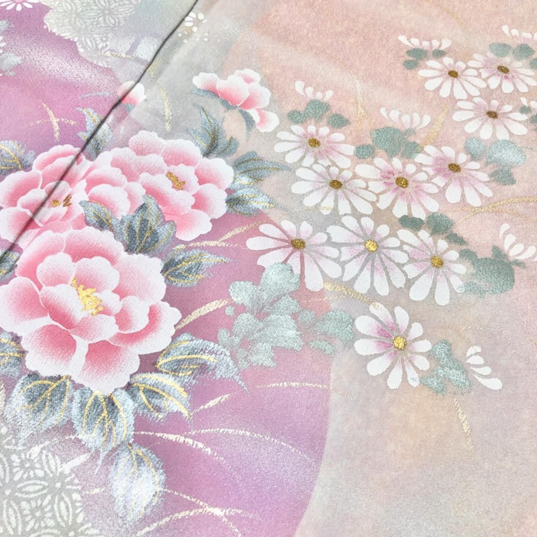 訪問着 流水に美しい花模様 花七宝 白梅色 金銀糸 K-4795 訪問着 流水に美しい花模様 花七宝 白梅色 金銀糸 K-4795