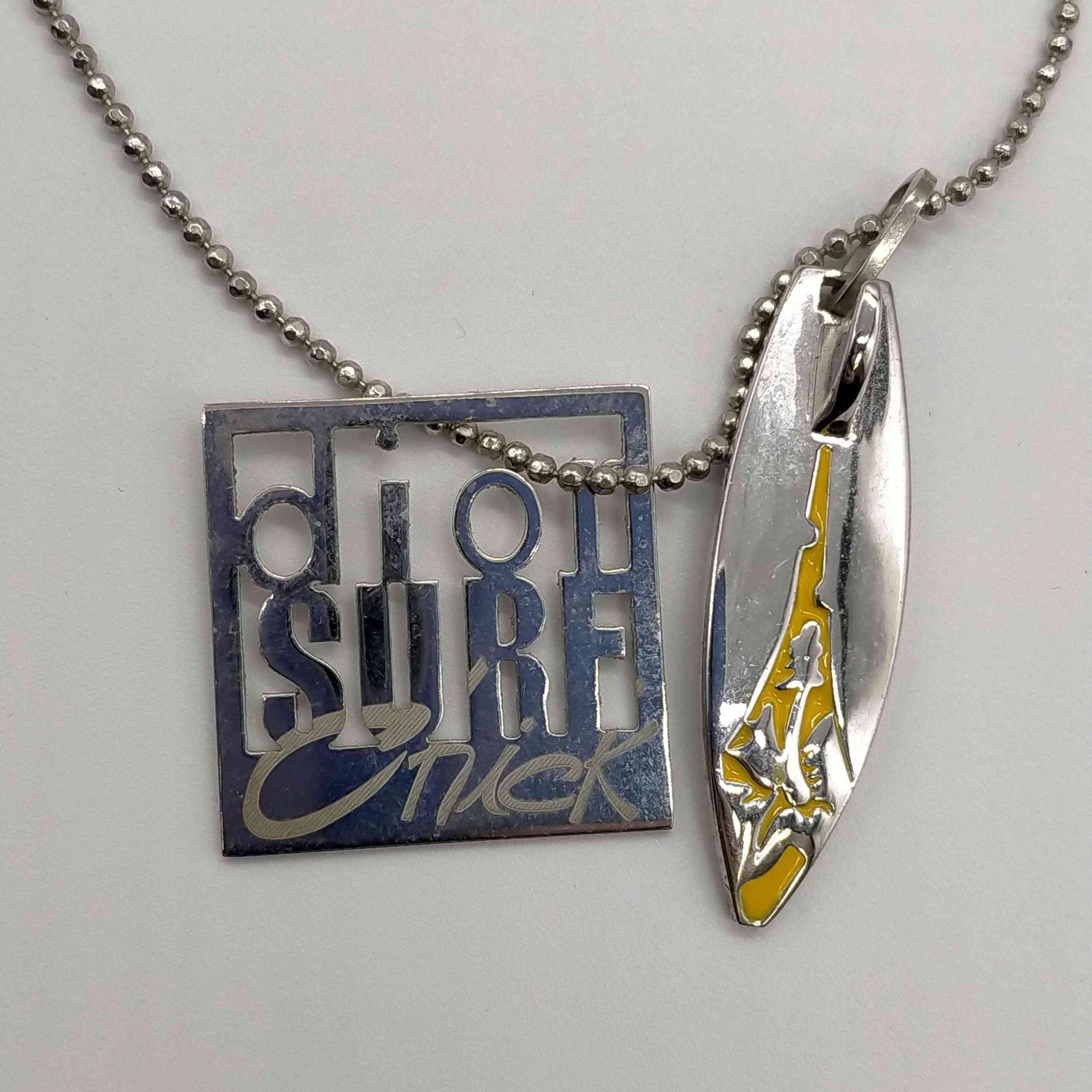 ディオール Dior SURF サーフボード ネックレス メンズ 表記無 - メルカリ