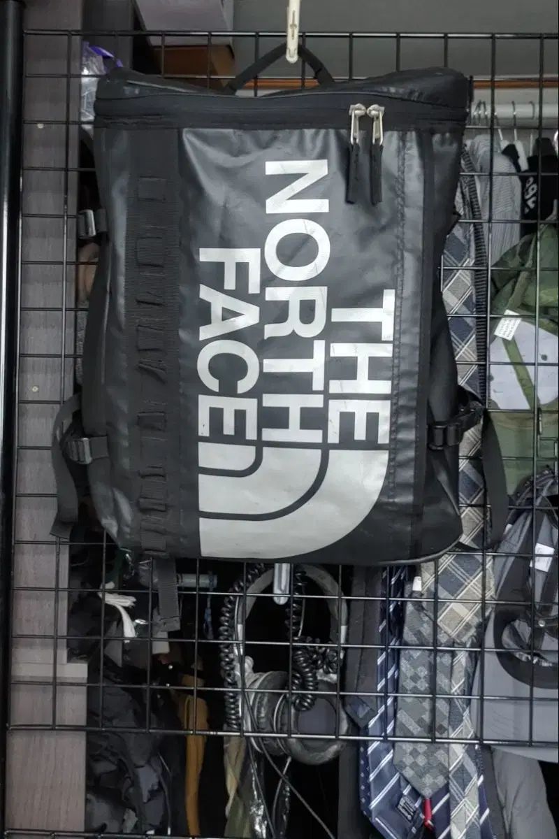 THE NORTH FACE ザ ノース フェイス ベースキャンプ ヒューズボックスバックパック