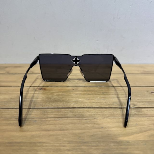 LOUIS VUITTON サイクロン・メタル サングラス Z1899U ルイ