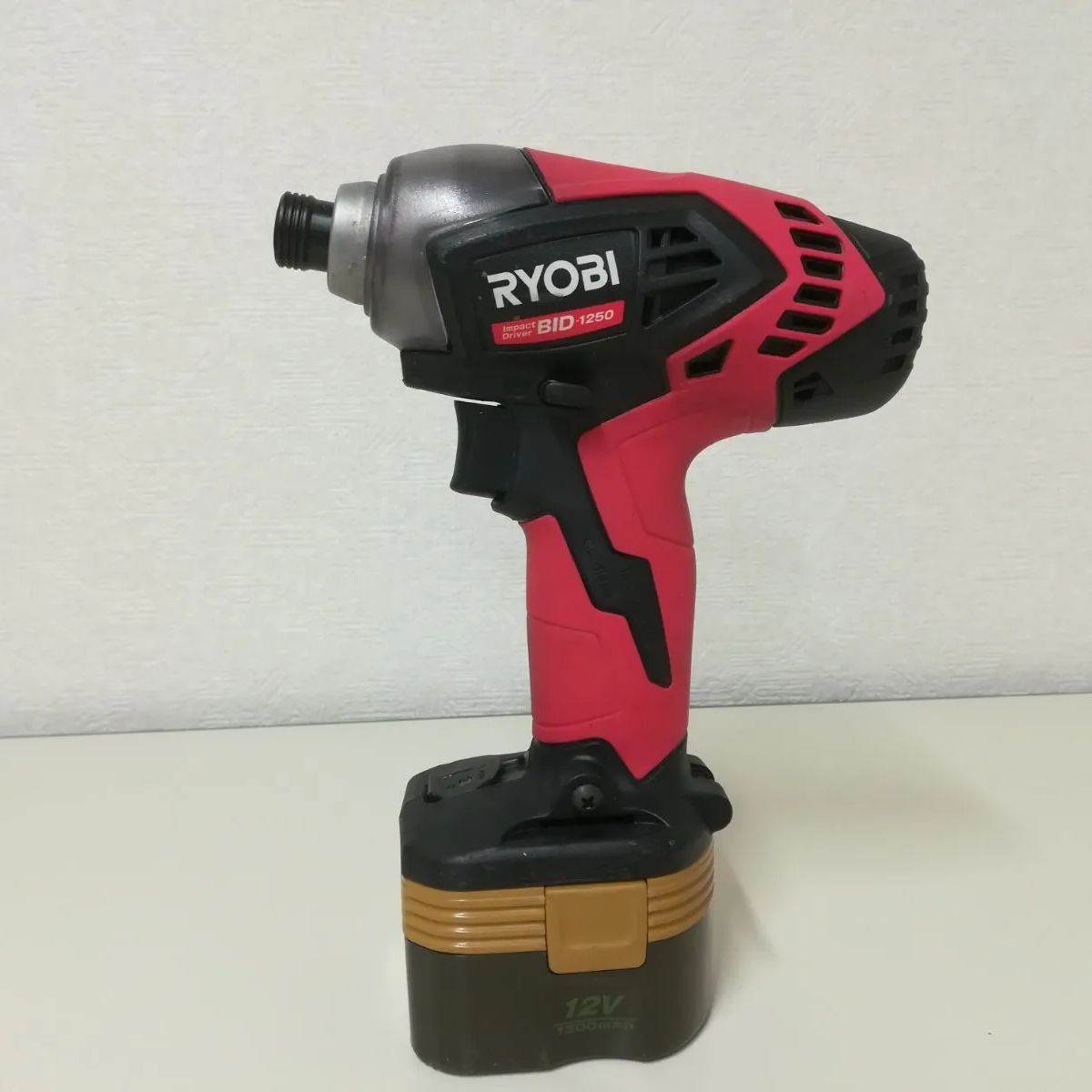 RYOBI BID-1250 充電式インパクトドライバ 中古 送料無料 2854 - メルカリ