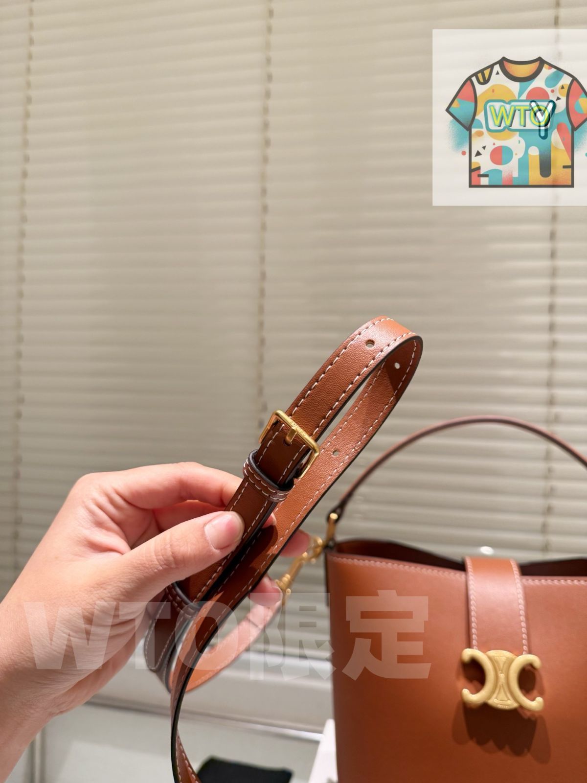 今日特価】CELINE TRIOMPHE トリオンフ バケットバッグ 24 今日特価】CELINE TRIOMPHE トリオンフ バケットバッグ 24