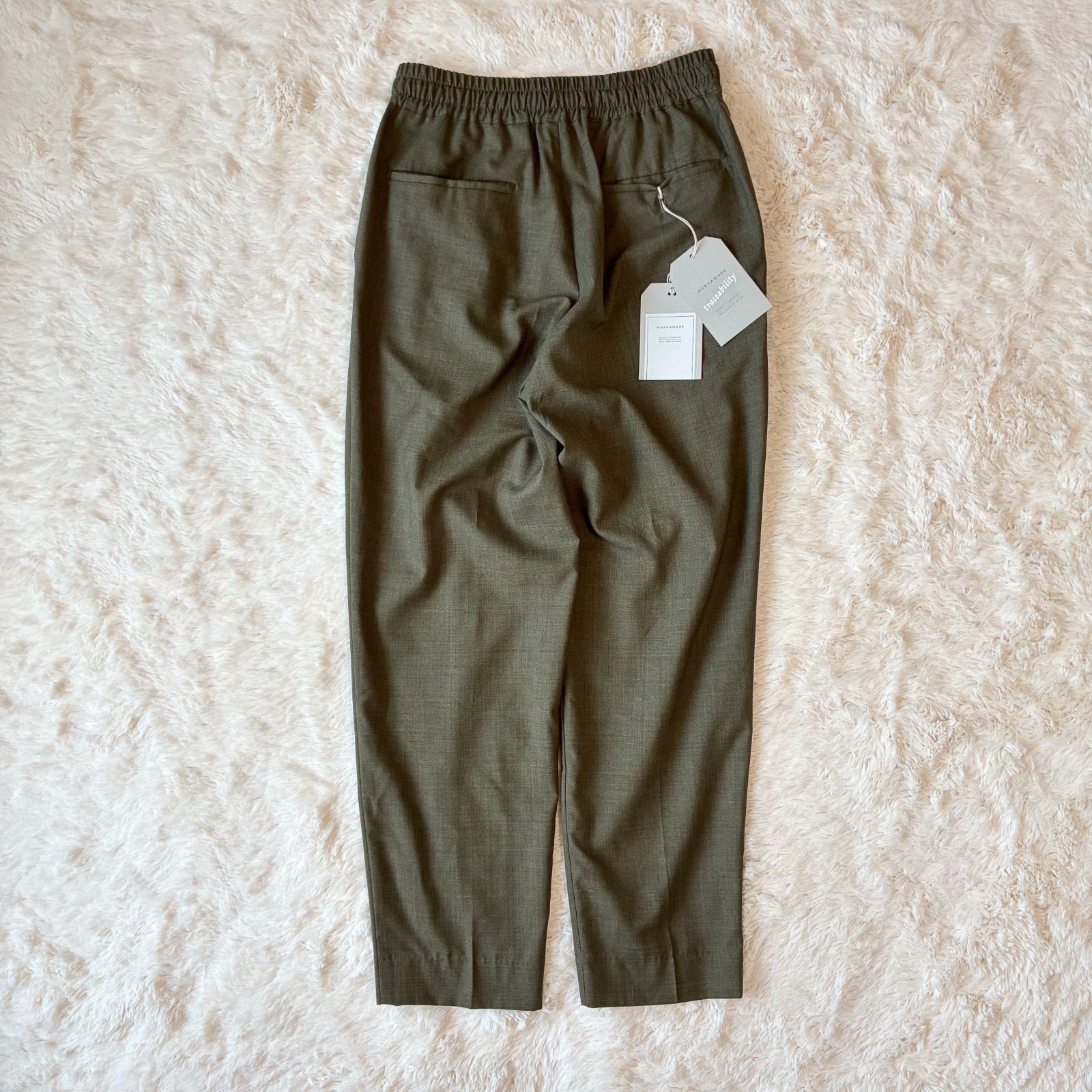 新品タグ付】未使用 markaware PEGTOP EASY TROUSERS SUPER120s WOOL