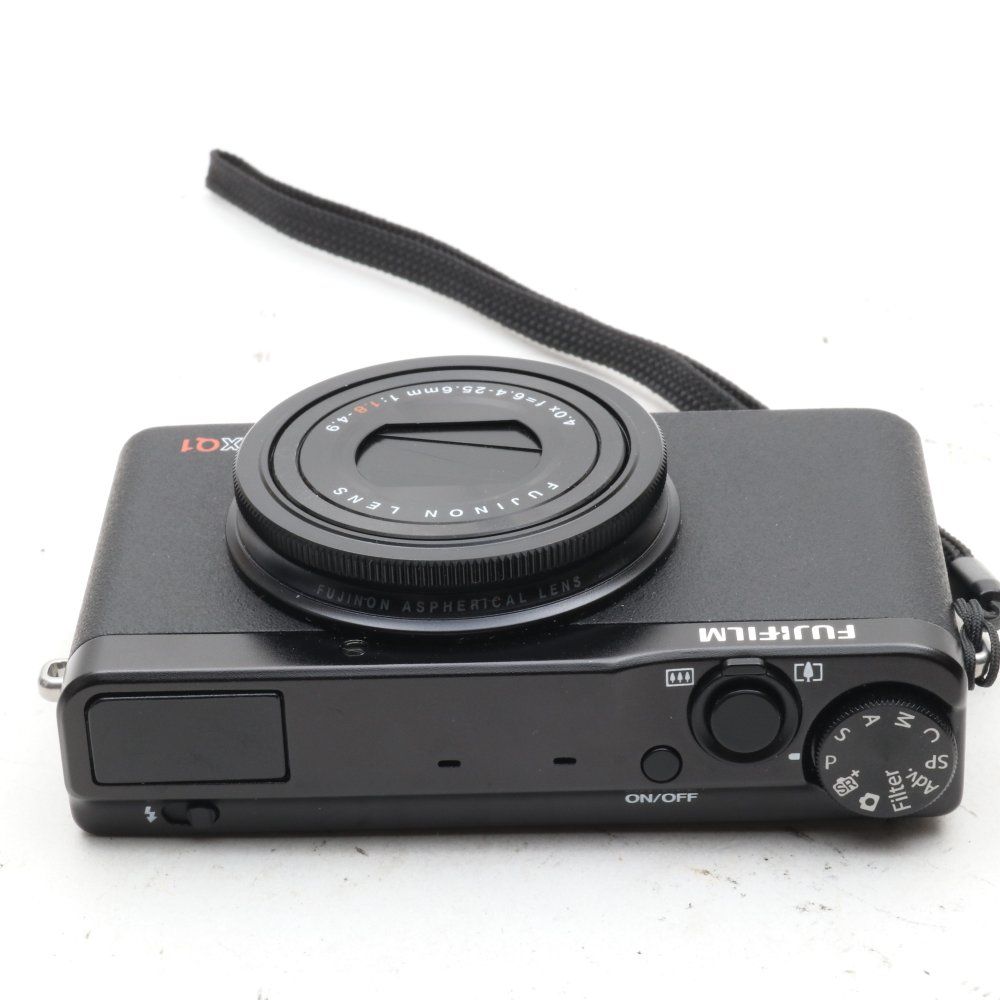 【最新作入荷】 FUJIFILM デジタルカメラ XQ1 ブラック F FX-XQ1 B ニット
