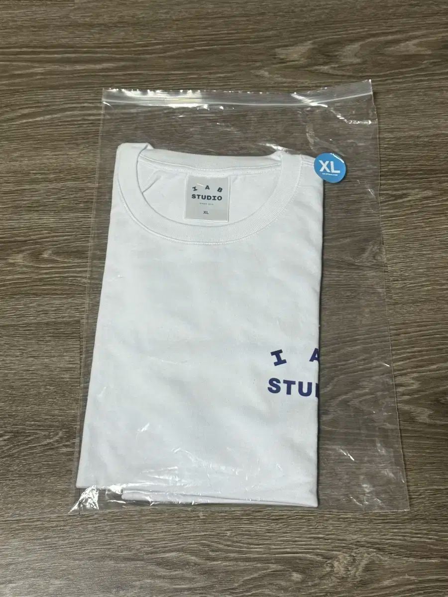 未開封 IAB Studio アイエプスタジオ スタジオ Tシャツ 白 ネイビー 22FW XL