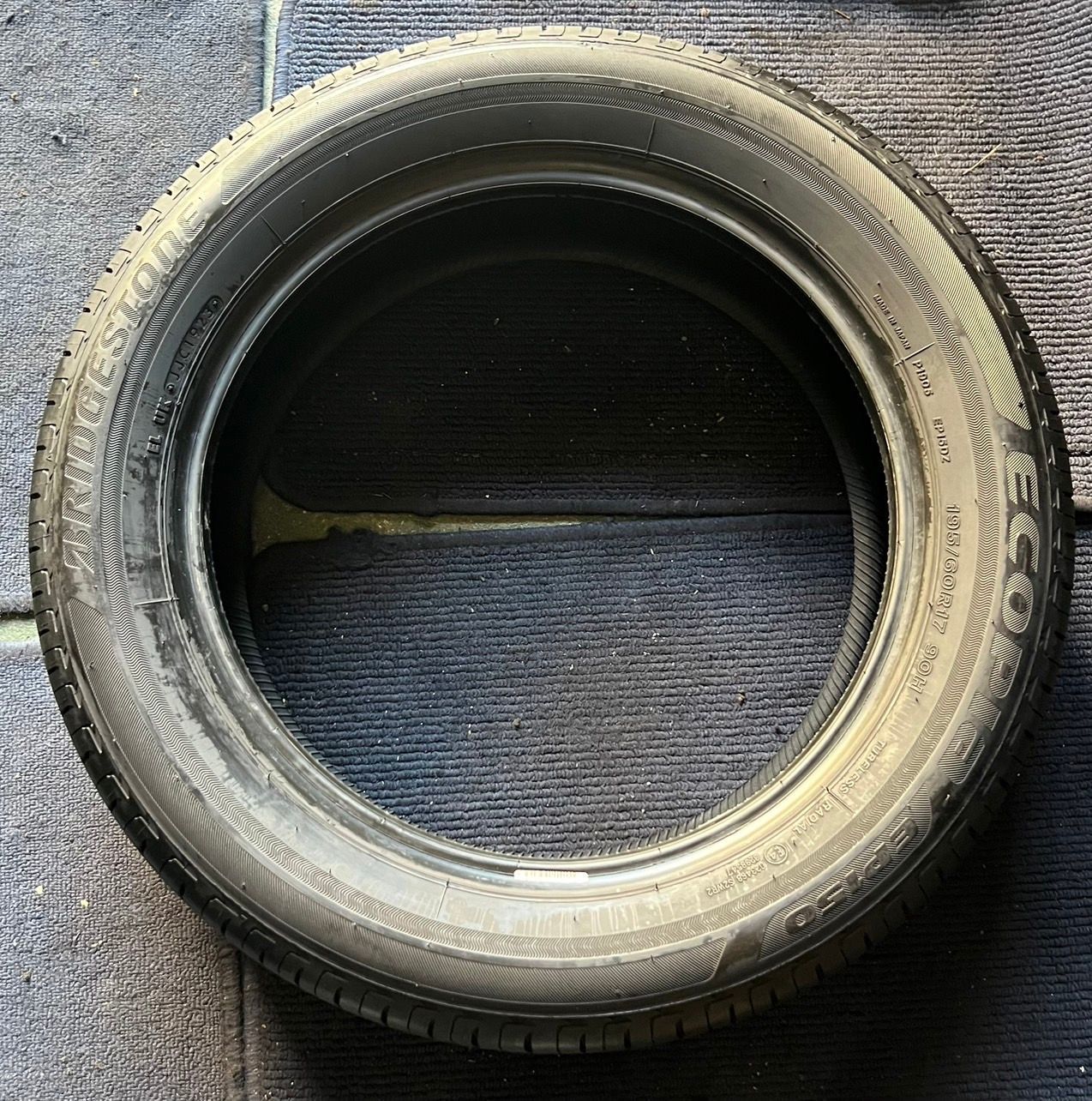 ☆送料無料☆【2022年 2023年製造】【溝6.5～8分山】BRIDGESTONE