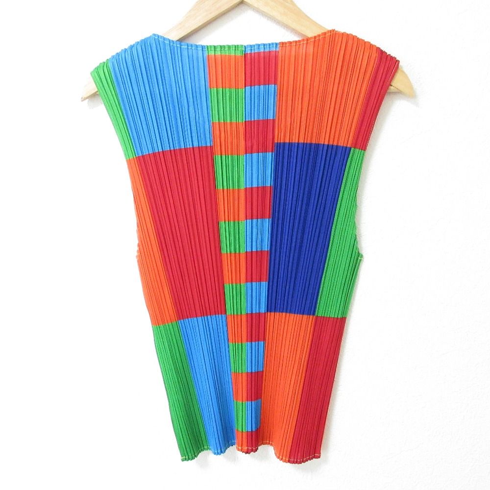 PLEATS PLEASE プリーツプリーズ イッセイミヤケ 総柄 ノースリーブ シャツ プルオーバー PP 14-JK 353 サイズ3 マルチ レディース 古着