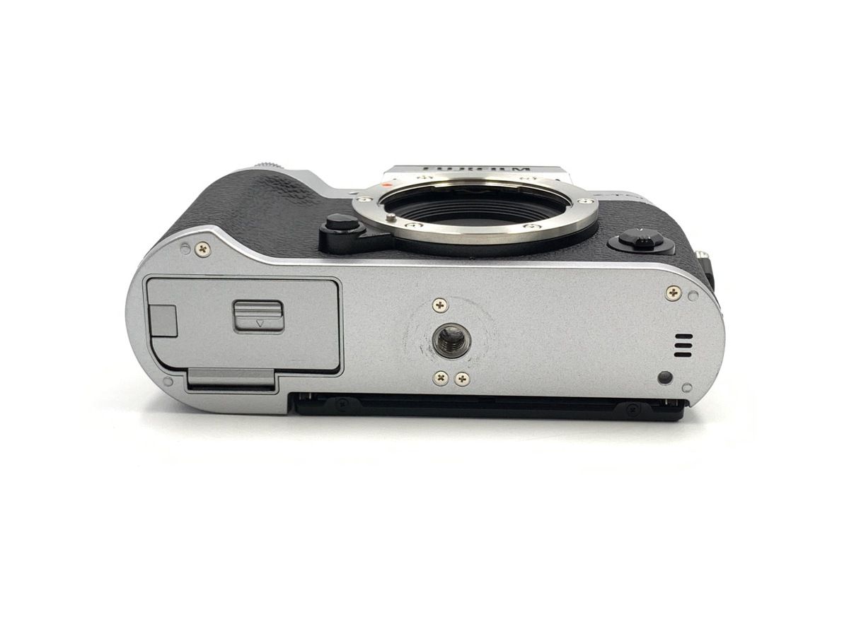  フジフイルム X T 50 ボディ シルバー ミラーレス一眼 デジタルカメラ