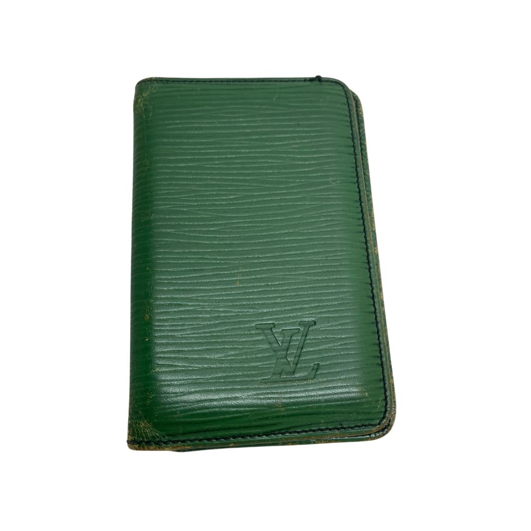 2328 LOUIS VUITTON ルイヴィトン エピ グリーン パスケース
