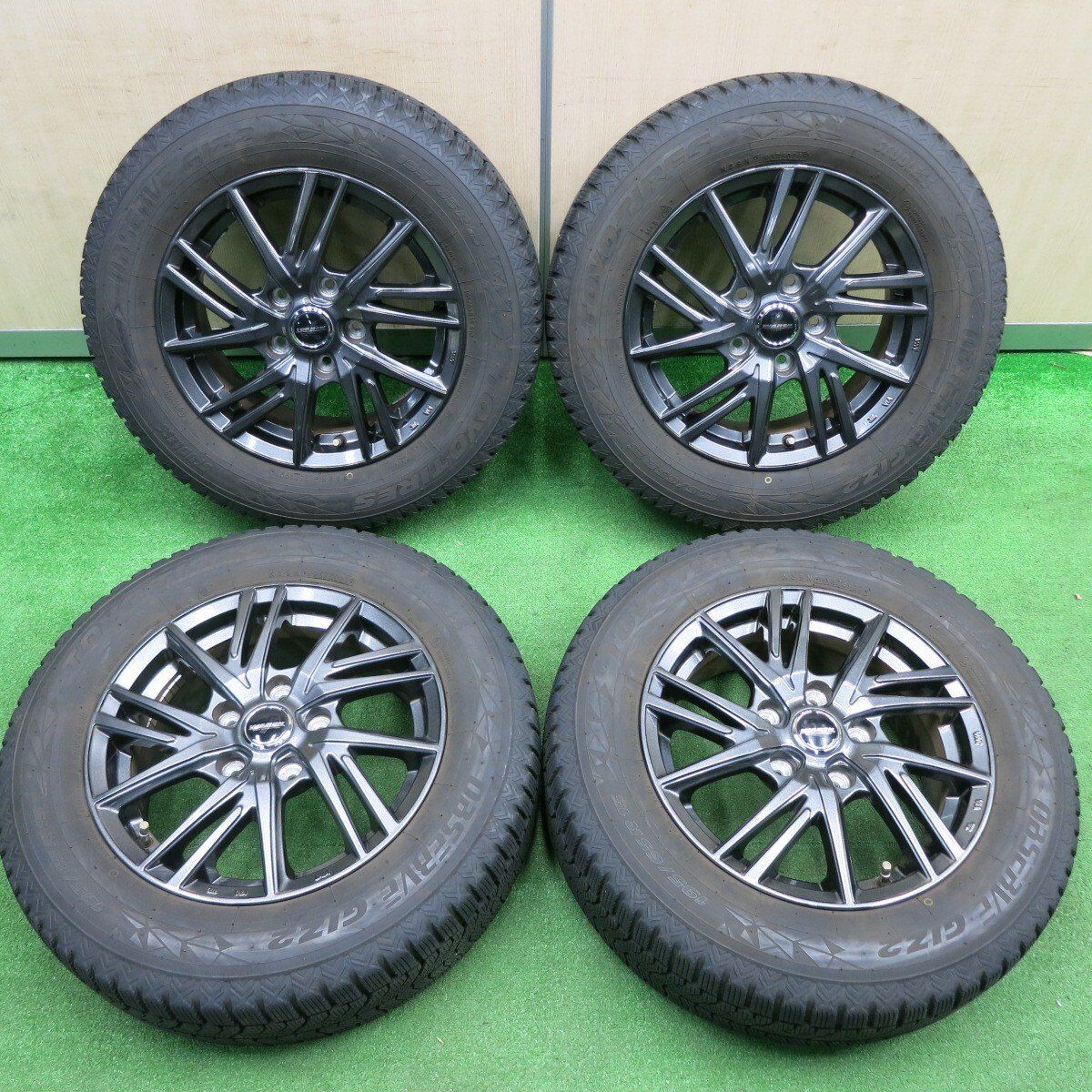 バリ溝！21年！キレイ！8.5分☆スタッドレス 195/65R15 トーヨー 