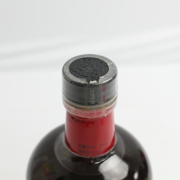 SUNTORY（サントリー）クラシック ザ スプリーム ブレンド 43％ 700ml