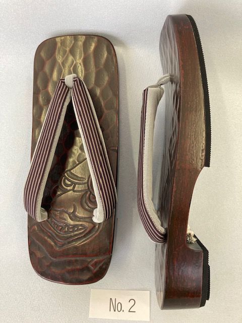 神部謹製 男物 桐 鎌倉彫り 手彫り 下駄右近 般若柄 №２ Ｌサイズ サイズ Lサイズ 長さ 実寸26㎝ 幅 9 5㎝ カカト高さ 4