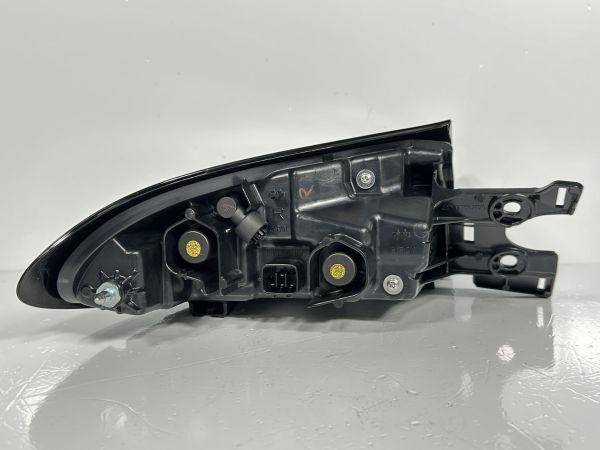 クラウン スポーツ AZSH36W 左 ヘッドライト KOITO 30-483 クラウン