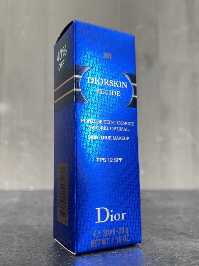 未使用 クリスチャンディオール ディオールスキン フルイド 201 リネン ファンデーション 30ml コスメ ファンデ DIOR /92317