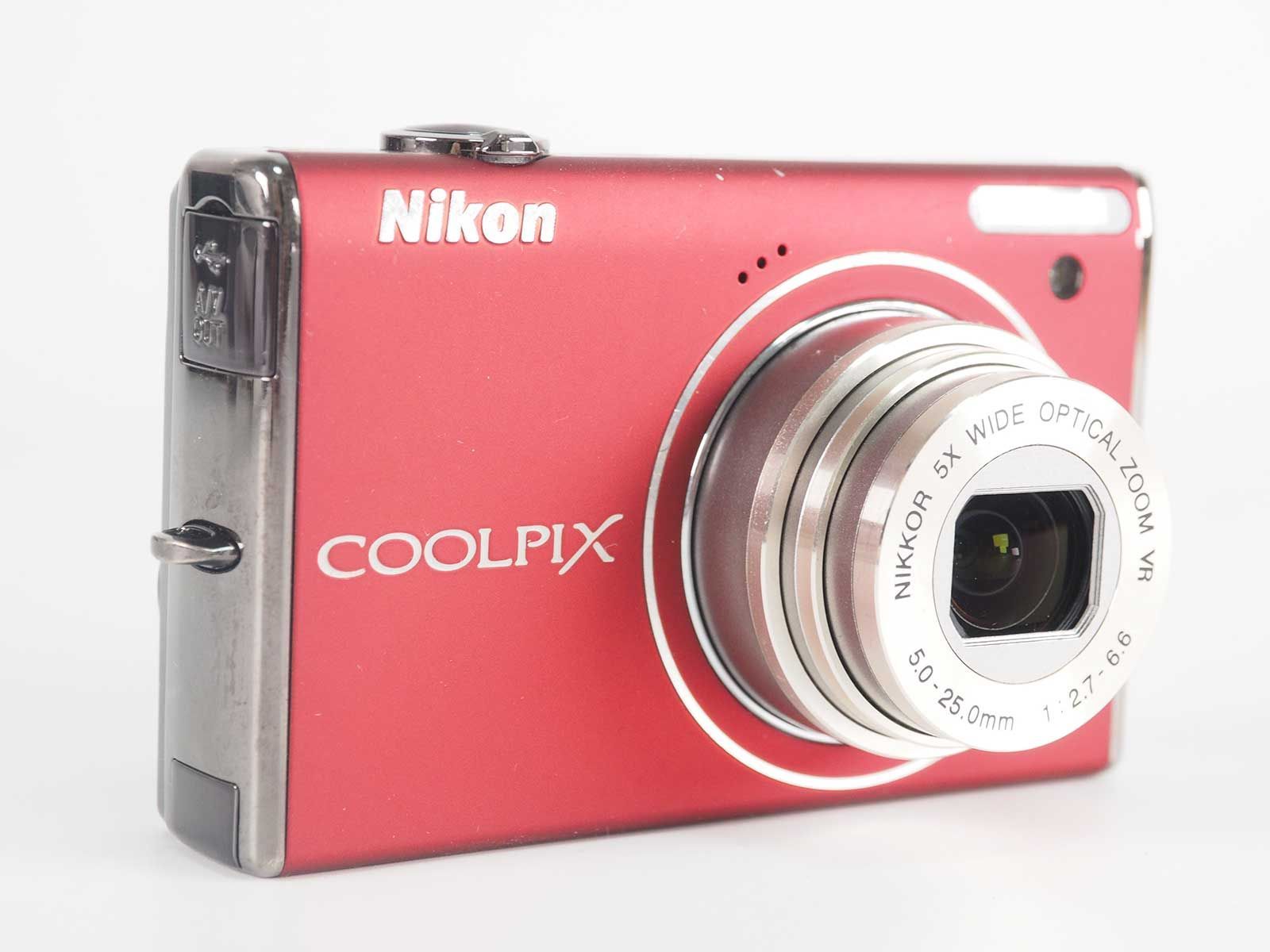 ニコン Nikon COOLPIX S640 Red 12.2MP Compact Digital Camera