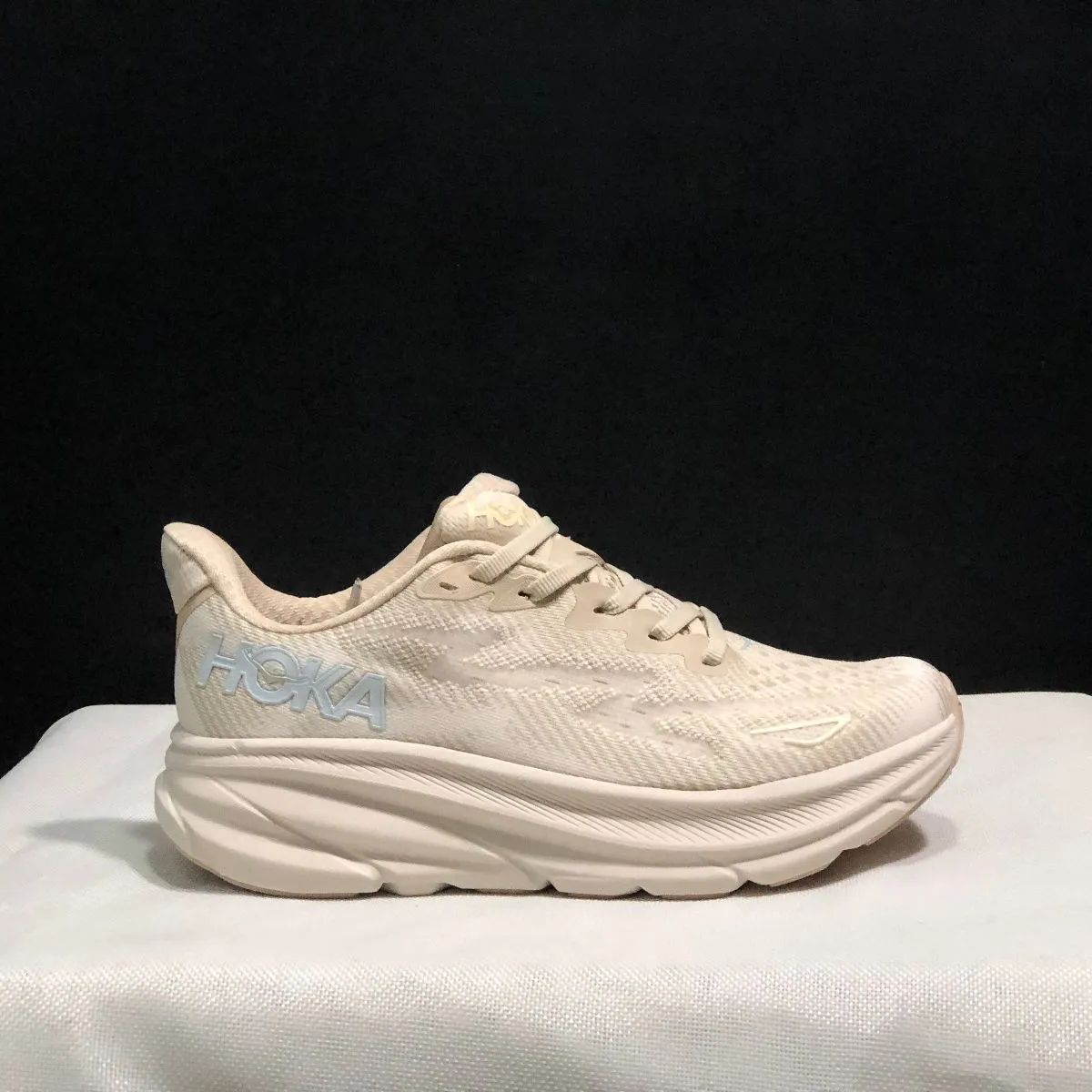 ホカオネオネ クリフトン9 HOKA ONE ONE CLIFTON 9 ランニングシューズ  メンズ 6705