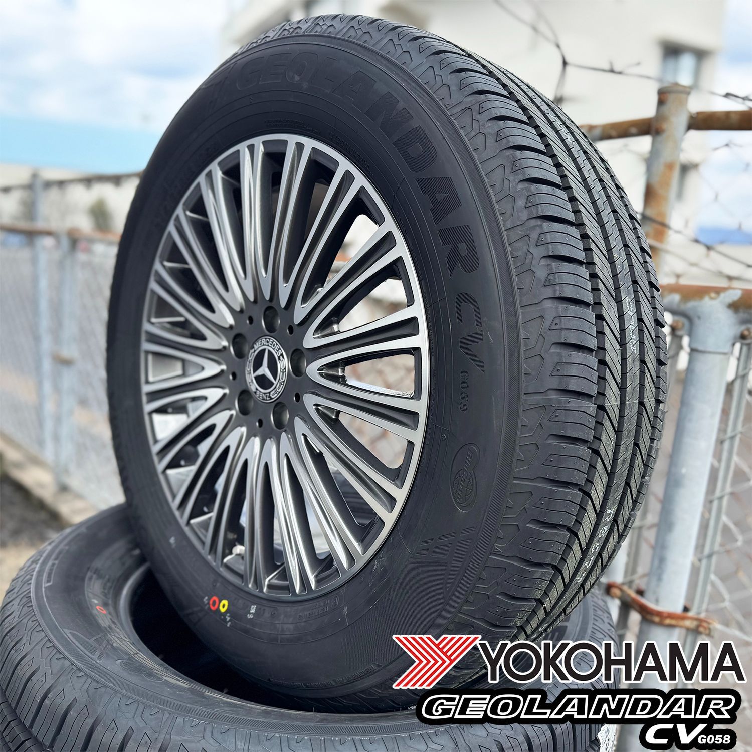 ベンツ　18インチホイールタイヤセット BENZ ベンツ GLAクラス H247 ヨコハマ ジオランダー CV G058 235