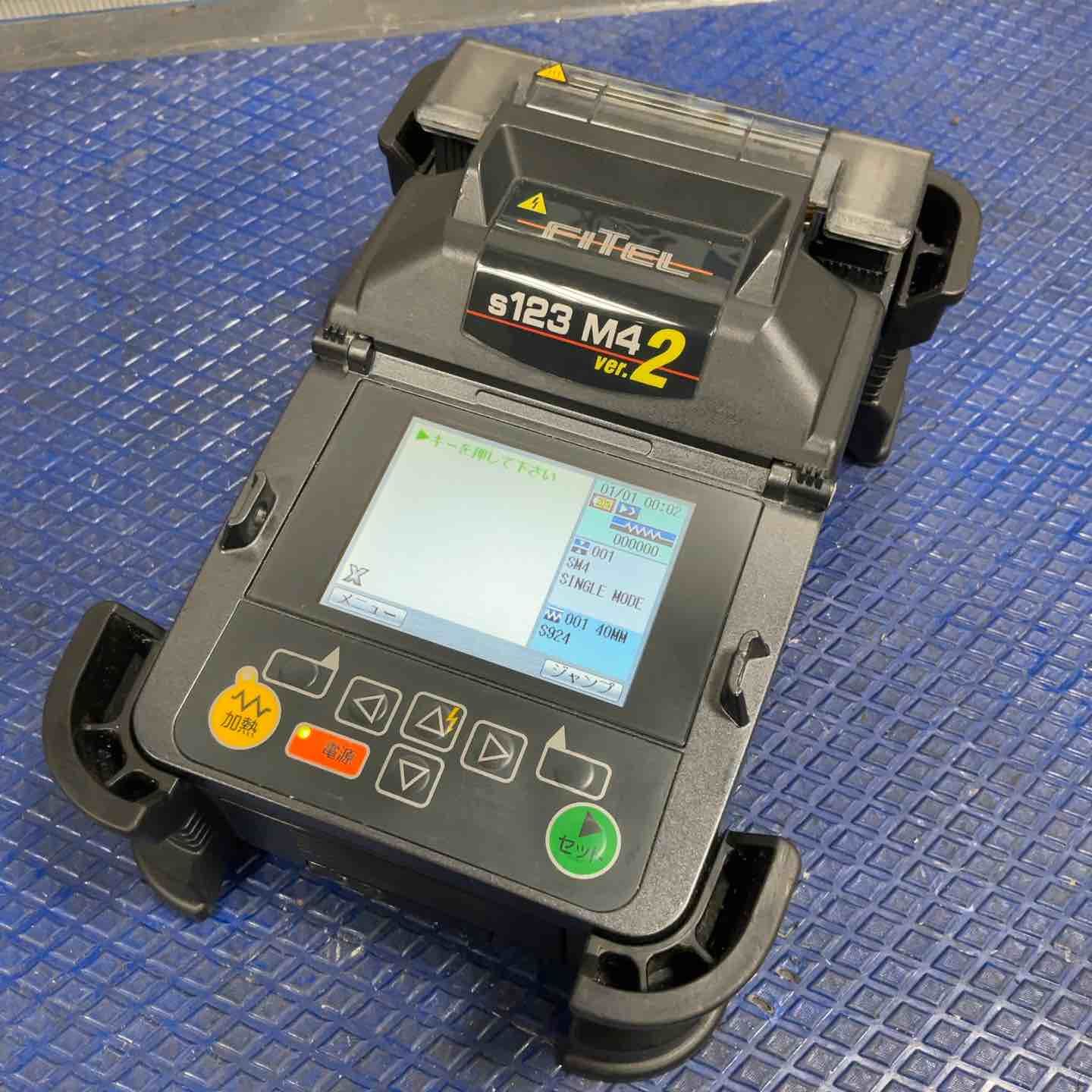 超小型光ファイバ融着接続機 S123M4