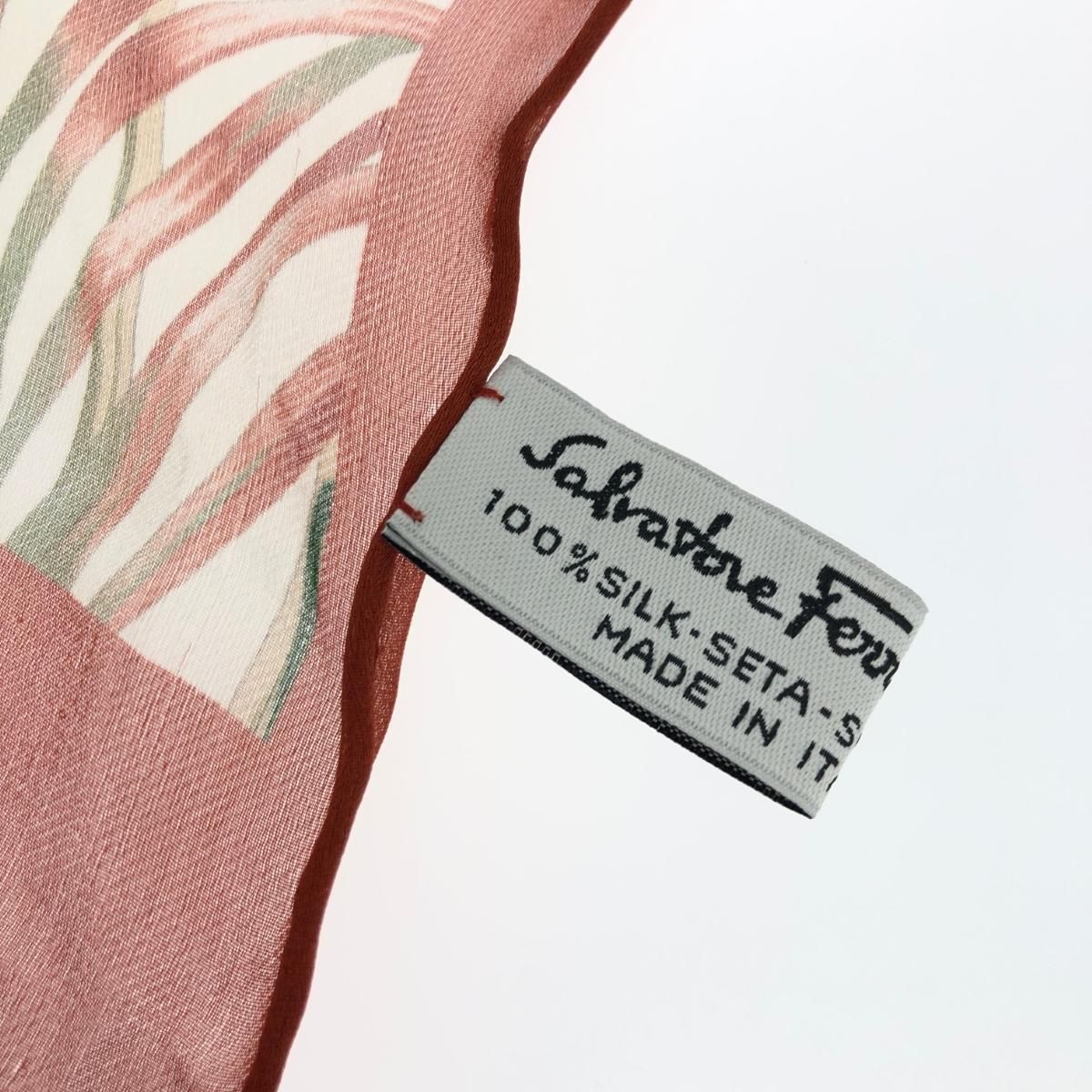 Salvatore Ferragamo サルヴァトーレフェラガモ スカーフ ブラウン