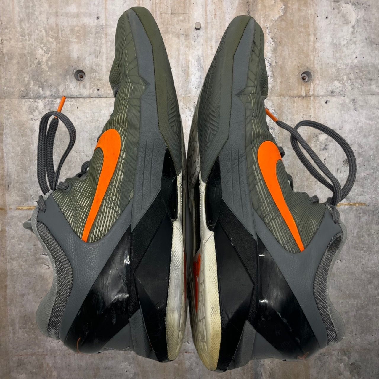 NIKE(ナイキ) ZOOM KOBE VII SYSTEM Wolf /ズームコービー7システムウルフ/スニーカー 488371-002 29cm  グレー コービー 7 - メルカリ