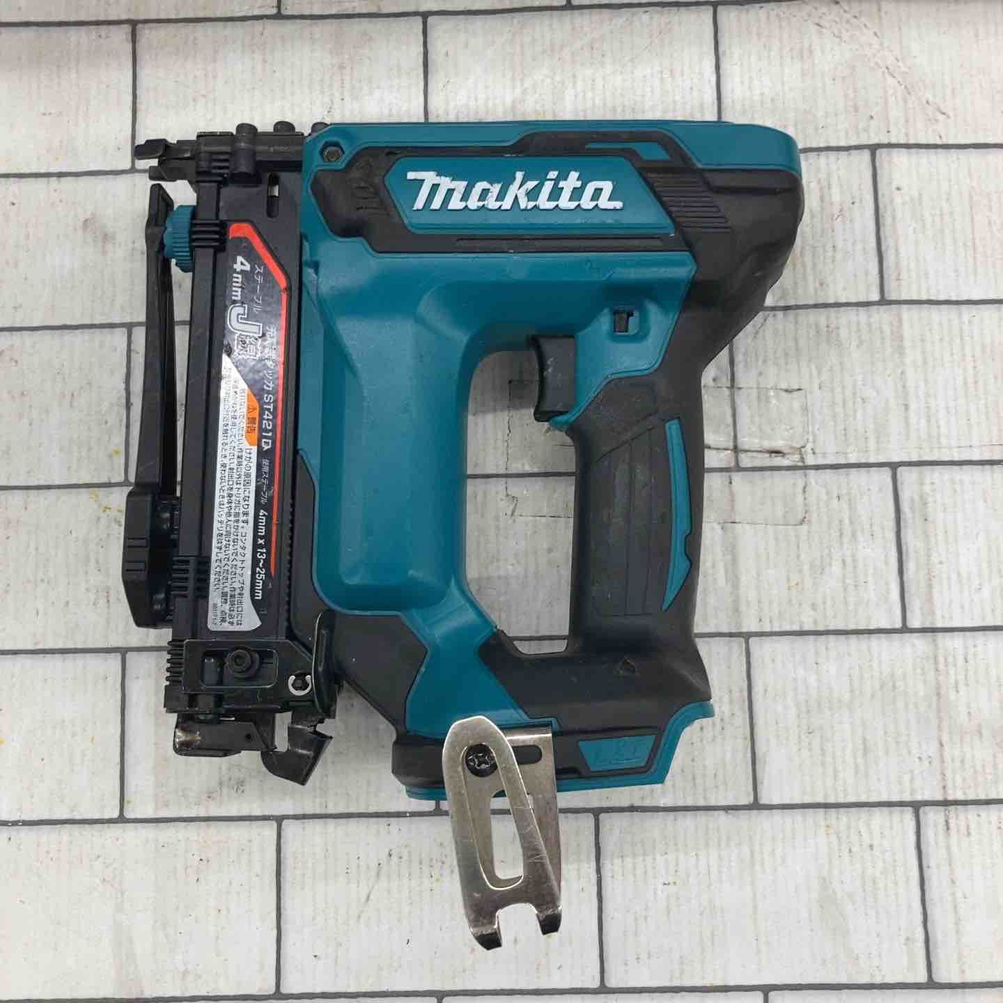 マキタ makita コードレスタッカー ST421DZK 所沢店