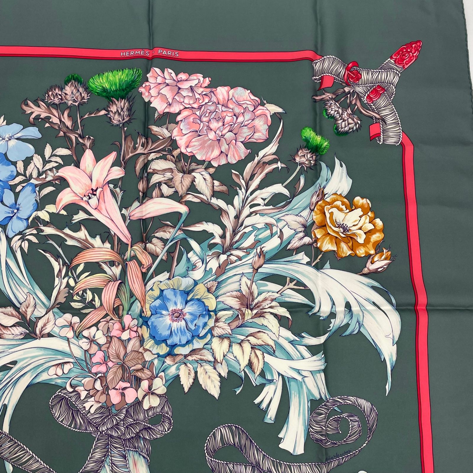 新品同様 HERMES エルメス カレ90 REGINA 女王陛下 シルク