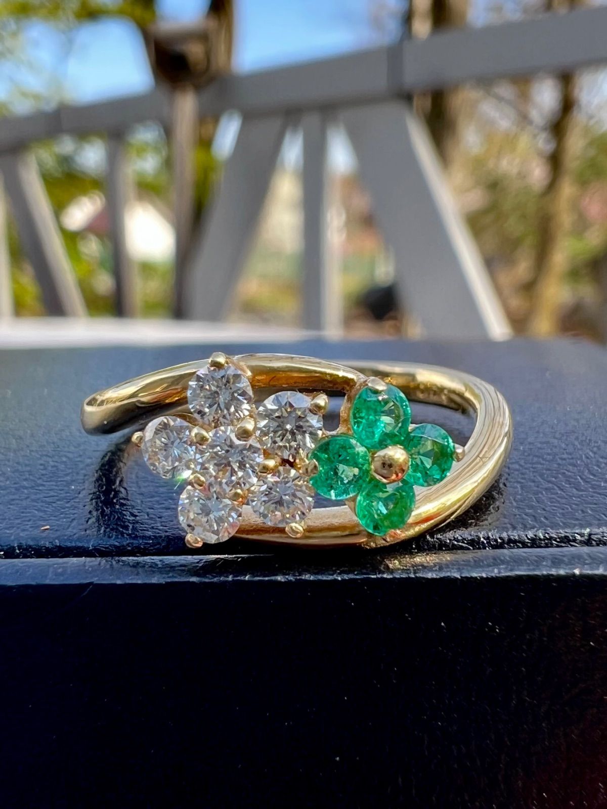 ダイヤモンドフラワーモチーフリング(K18WG） K18WG ホワイトゴールド