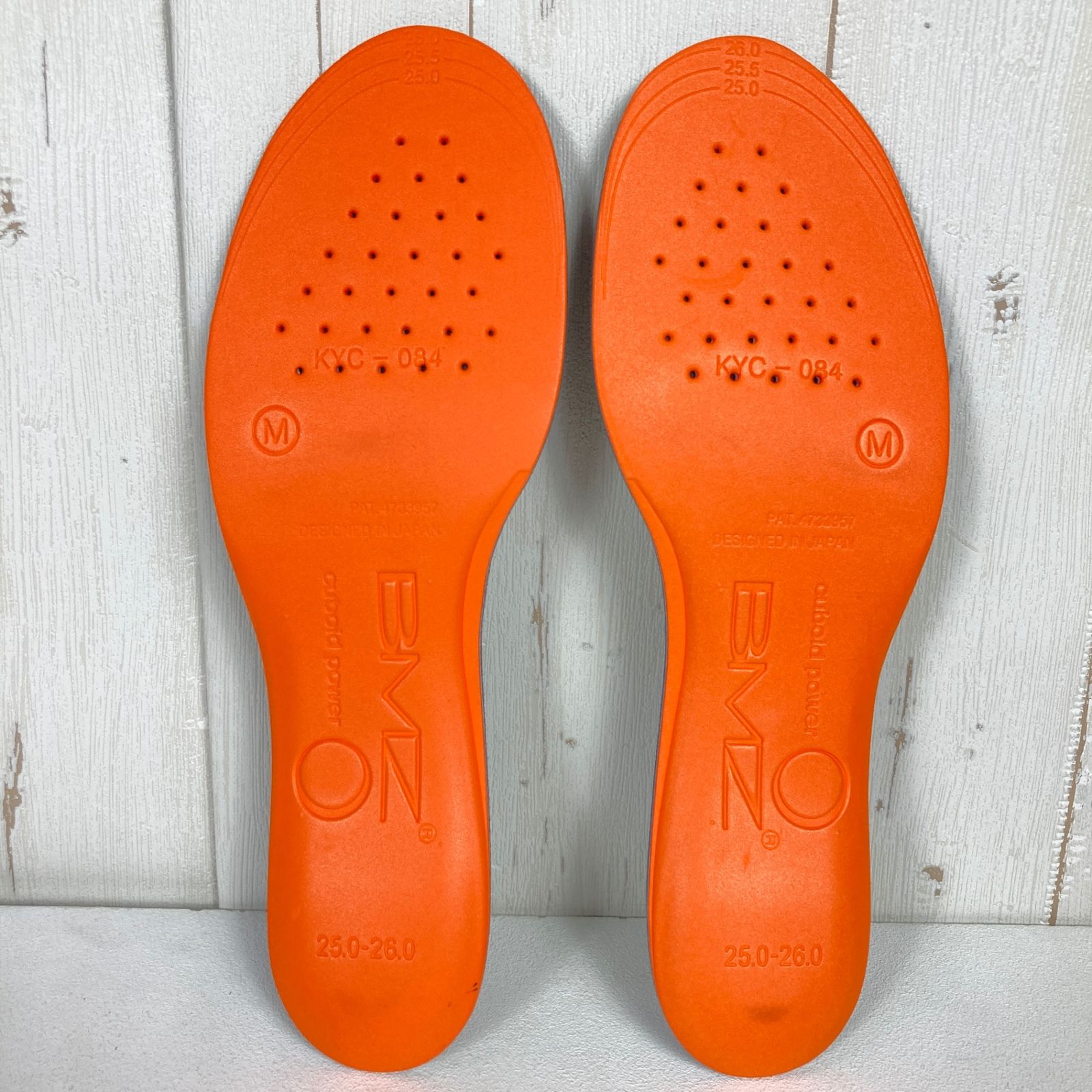 山を歩くインソール