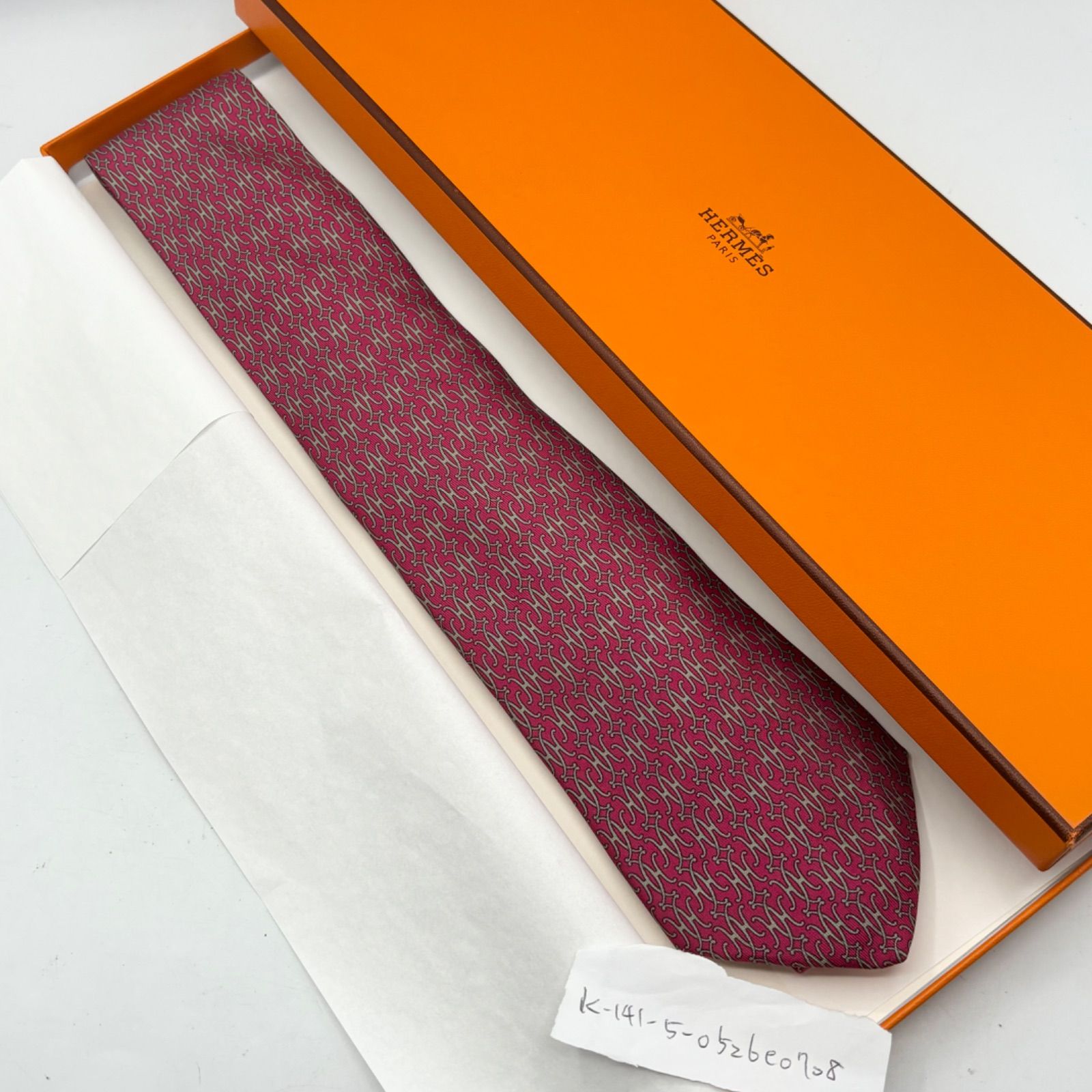 エルメス HERMES 未使用近い シルク ネクタイ レッド系 7169 FA