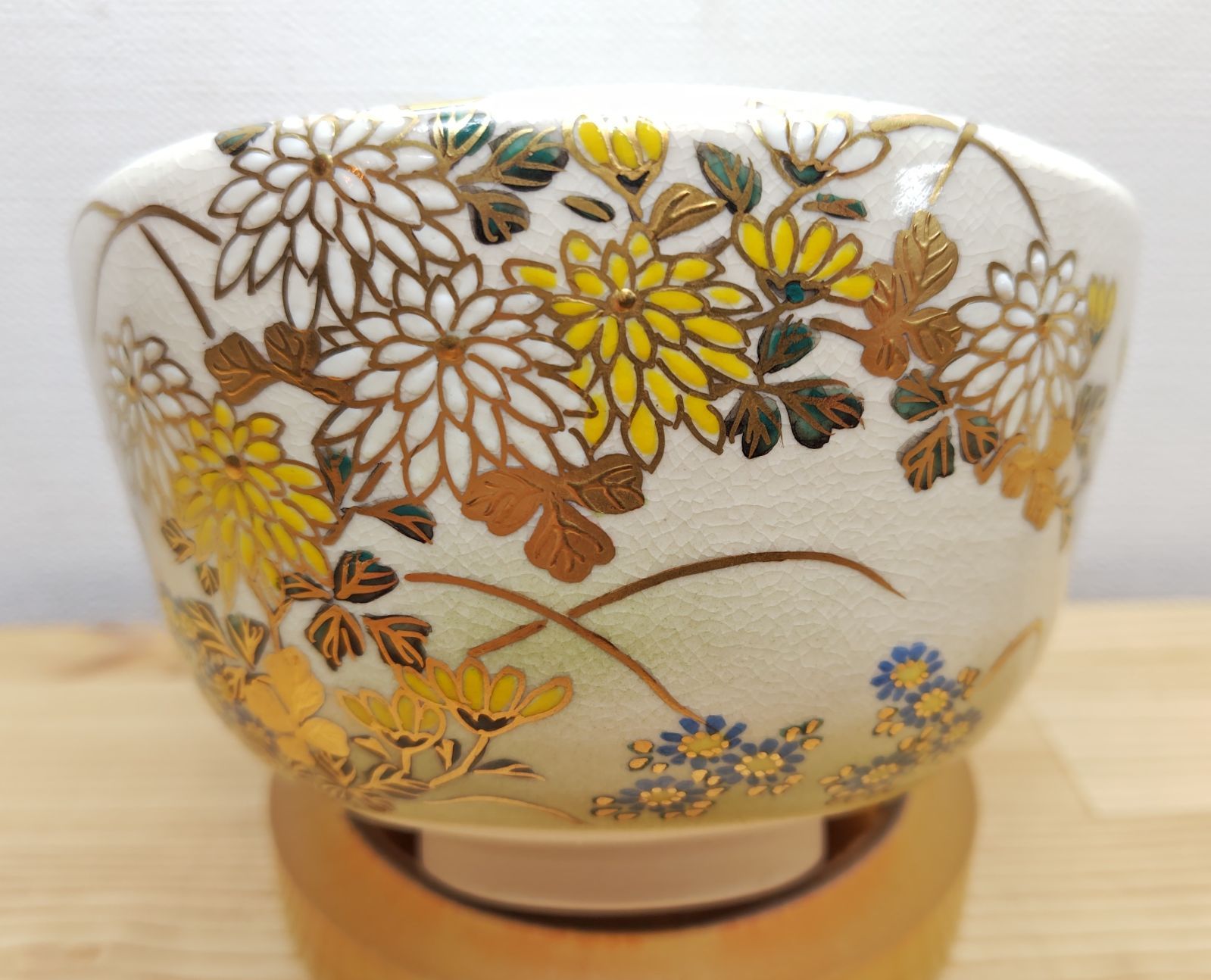 逢絢亭・新品】茶道具 茶碗 京焼 仁清 菊の図 富永玄山 共箱入り
