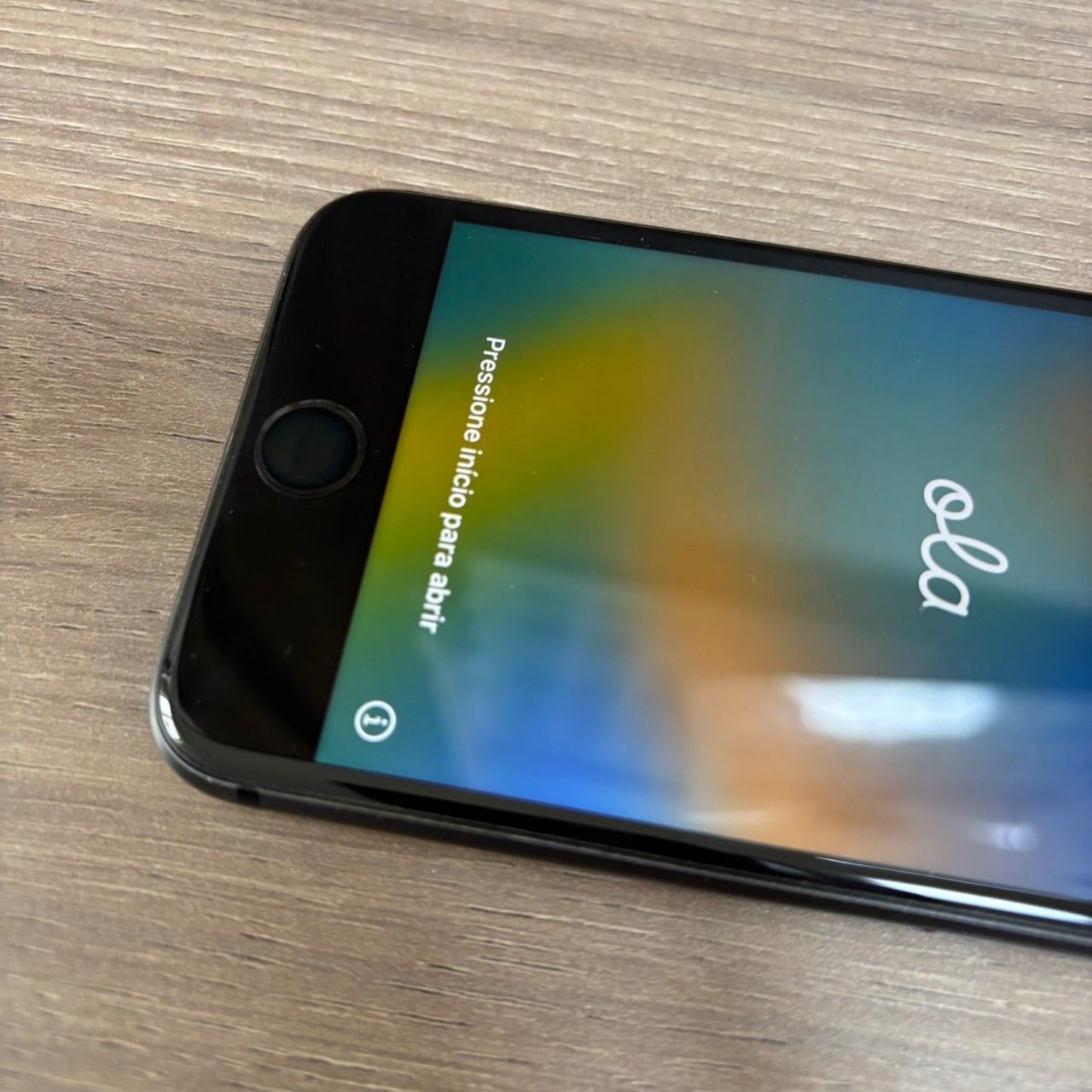 スマートフォン本体 IPHONE 8 MQ782J/A Apple iPhone 8 (アイフォン エイト) iPhone au版 MQ782J/A