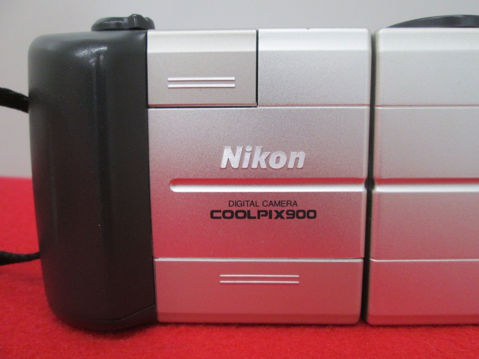 Nikon Coolpix900（ジャンク品）【現地引取のみ、配送不可】