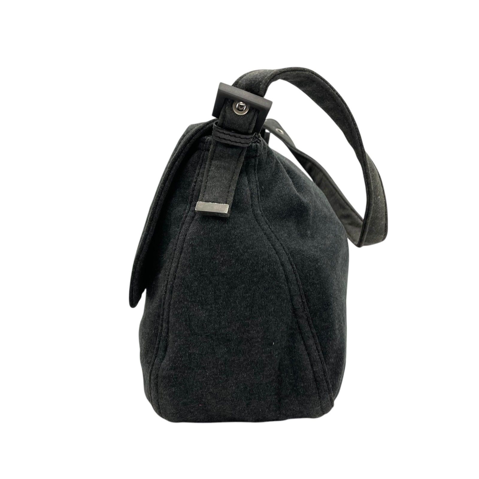 FENDI - 極美品 FENDI フェンディ マンマバケット ワン