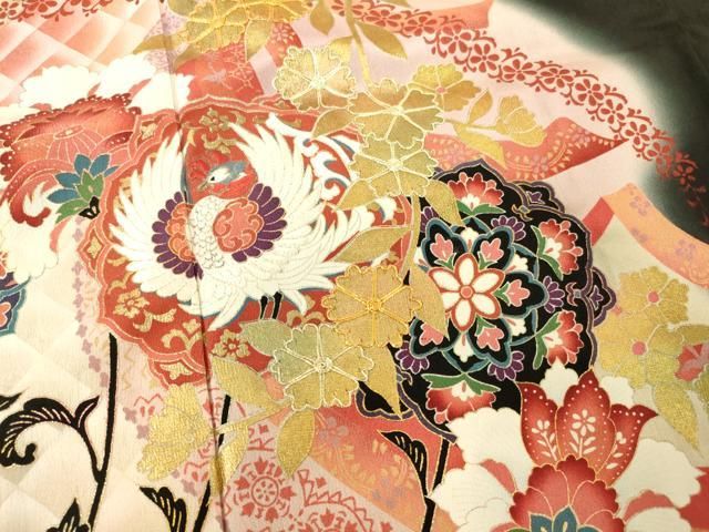 【北海道限定】テラコッタ 花柄模様　⬜︎ 約23cm角 平和屋着物□豪華黒留袖 作家物 駒刺繍 鳳凰更紗花文 暈し染め