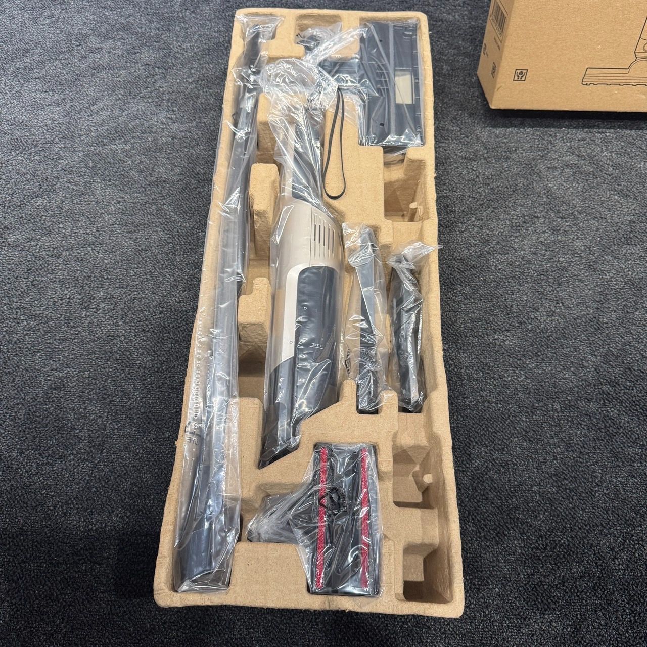 siroca 超軽量2way コードレススティッククリーナー シャンパンシルバー Amazon | siroca SV-S271 シャンパンシルバー [2way コードレス