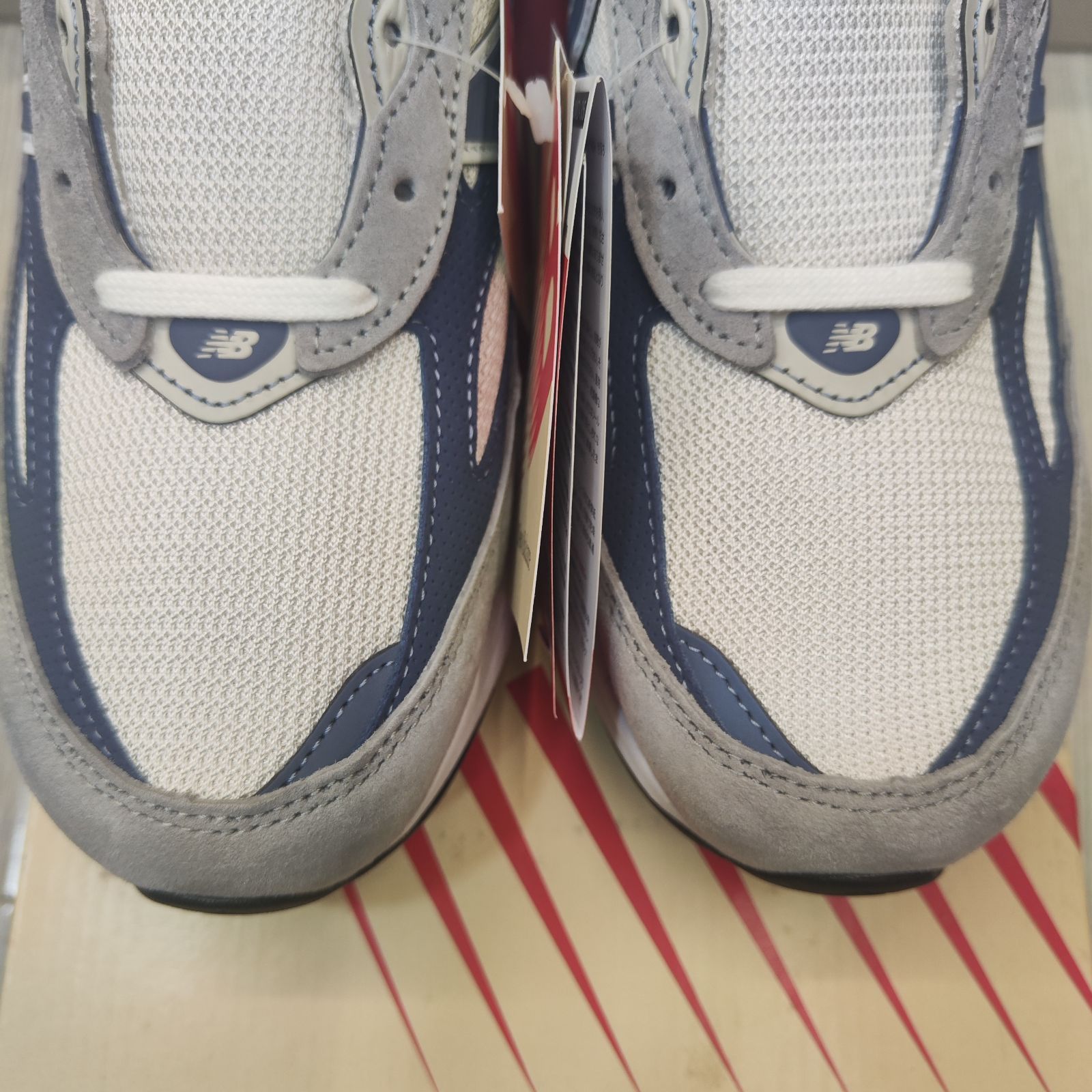 新品、未使用NEW BALANCE ニューバランス U990TC6 カジュアル 新品、未使用NEW BALANCE ニューバランス U990TC6 カジュアル