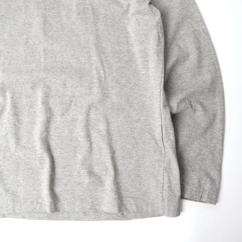 正規品★COMME des GARCONS★ハートワッペン 長袖Tシャツ 関税込 COMME des GARCONS(コム・デ・ギャルソン) ハート ワッペン 長袖